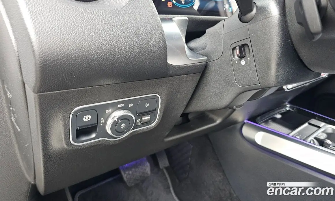 Mercedes-Benz GLB-Class 2021 2.0 гидро, фото 26