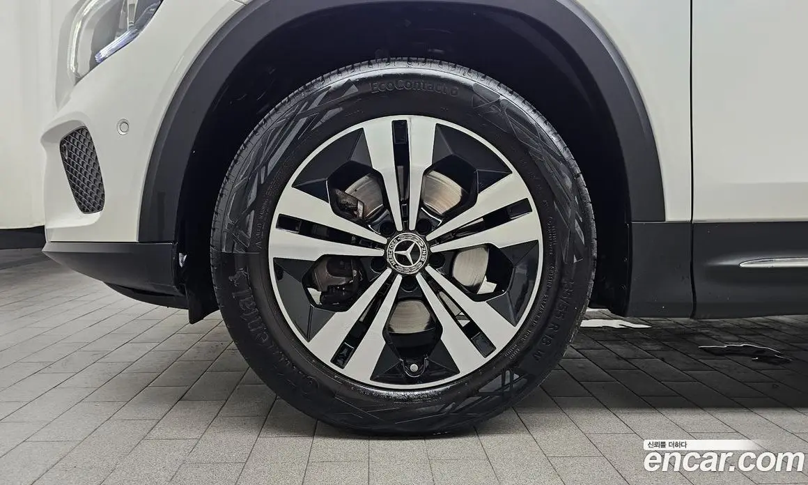 Mercedes-Benz GLB-Class 2021 2.0 гидро, фото 5