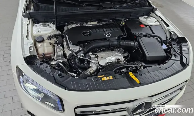 Mercedes-Benz GLB-Class 2021 2.0 гидро, миниатюра 6