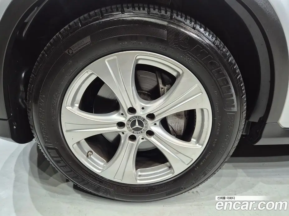 Mercedes-Benz GLC-Class 2017 2.1 гидро, фото 17 Mercedes-Benz GLC-Class 2017 2.1 гидро, фото 17