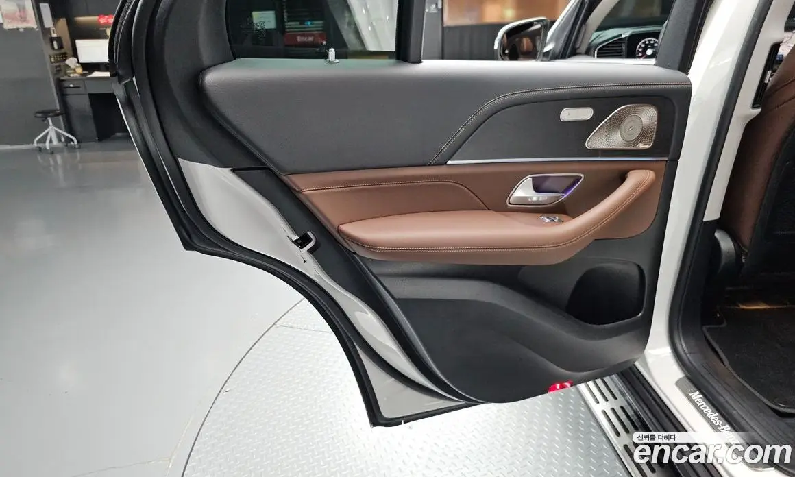 Mercedes-Benz GLE-Class 2025 2.0 гидро, фото 15