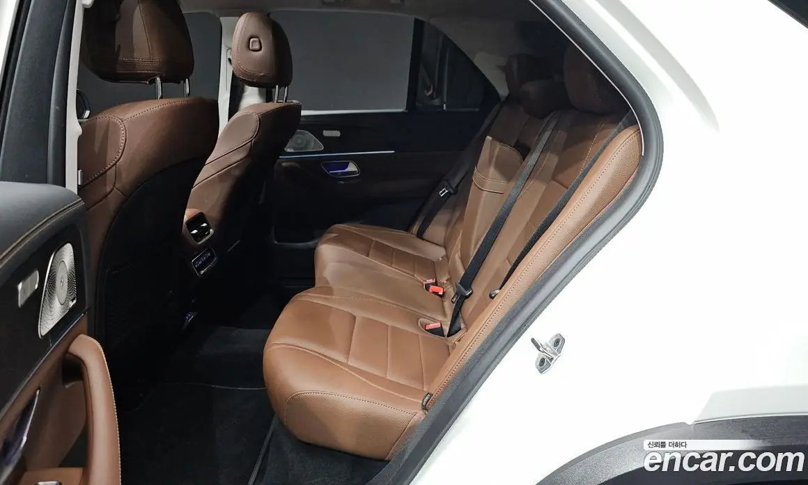 Mercedes-Benz GLE-Class 2025 2.0 гидро, фото 16