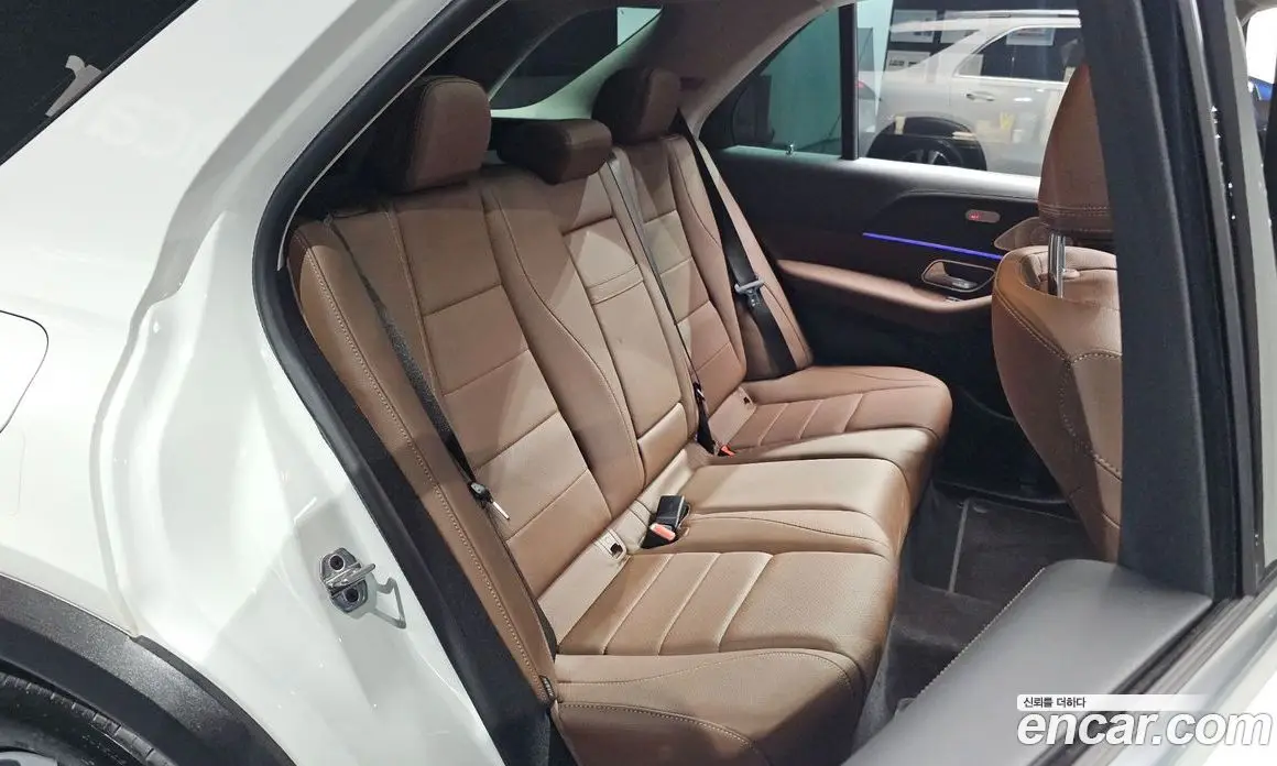 Mercedes-Benz GLE-Class 2025 2.0 гидро, фото 17