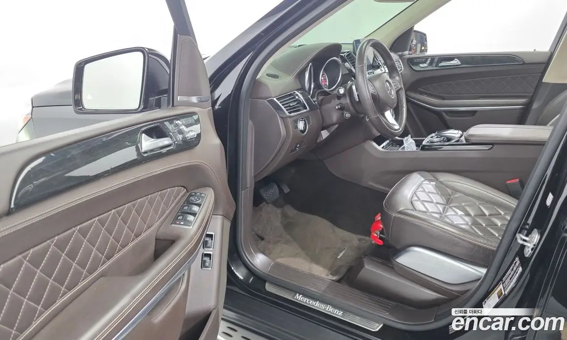 Mercedes-Benz GLS-Class 2017 4.7 гидро, фото 13 Mercedes-Benz GLS-Class 2017 4.7 гидро, фото 13