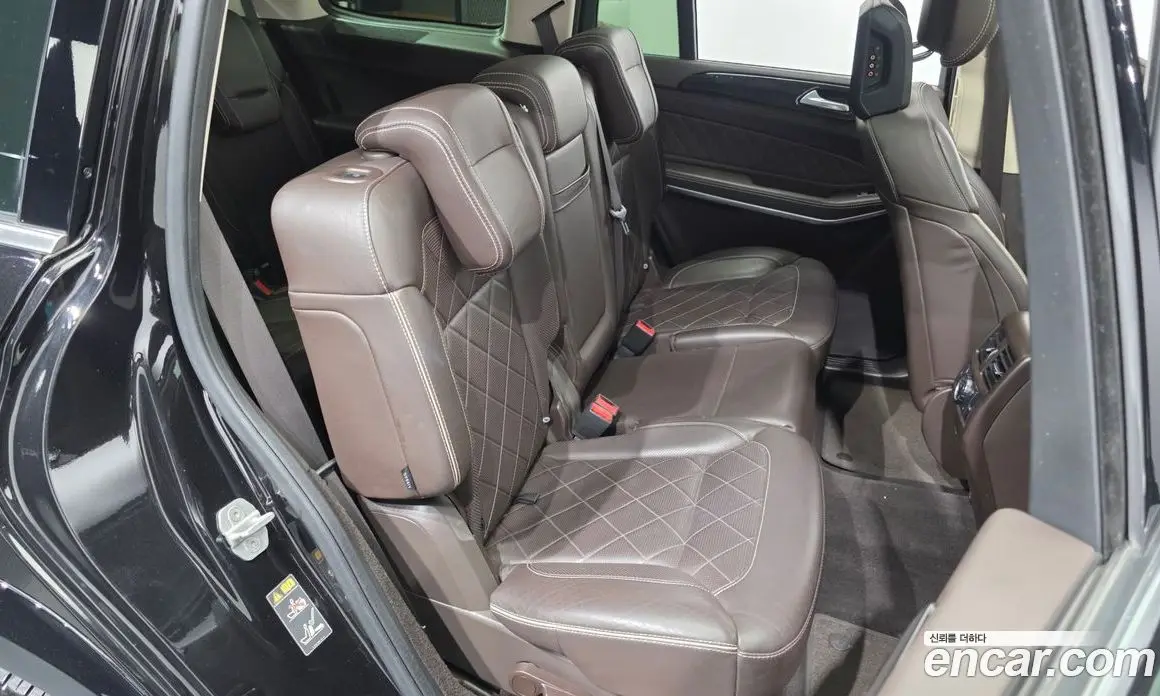 Mercedes-Benz GLS-Class 2017 4.7 гидро, фото 19 Mercedes-Benz GLS-Class 2017 4.7 гидро, фото 19