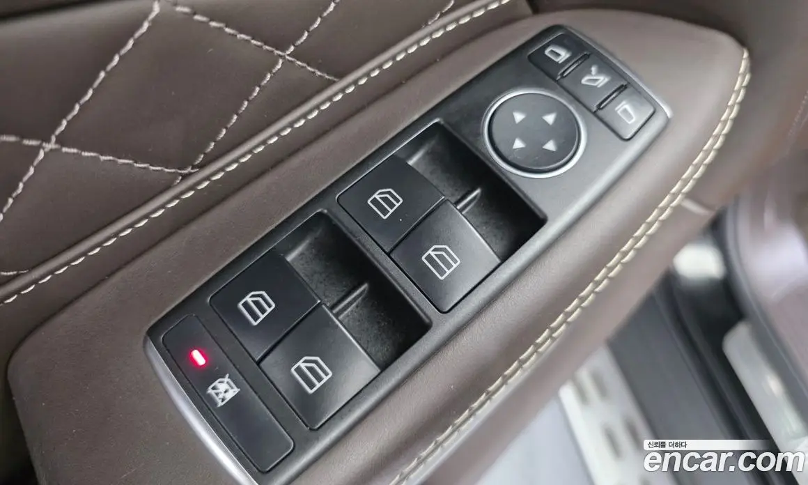 Mercedes-Benz GLS-Class 2017 4.7 гидро, фото 30 Mercedes-Benz GLS-Class 2017 4.7 гидро, фото 30