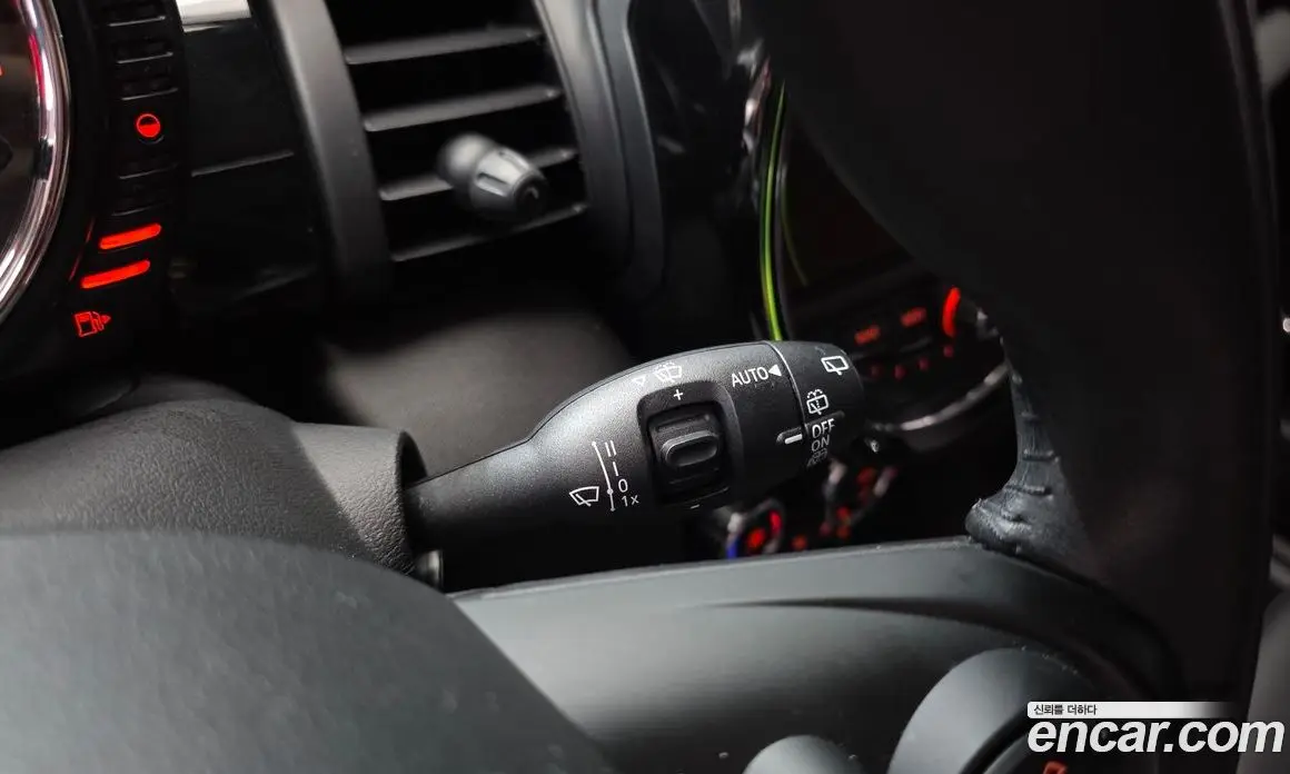 Mini Cooper 2015 1.5 автомат (гидро), фото 17