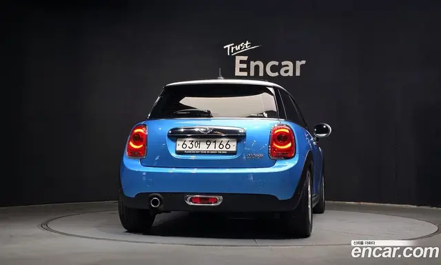 Mini Cooper 2015 1.5 автомат (гидро), миниатюра 4