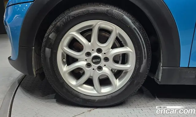 Mini Cooper 2015 1.5 автомат (гидро), миниатюра 5