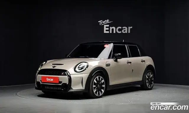 Mini Cooper, 2022, 19 590 км