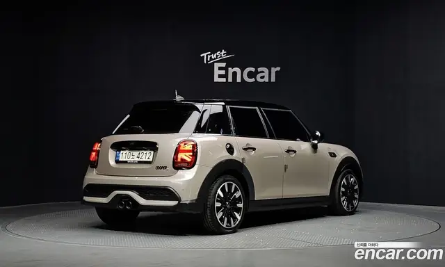 Mini Cooper 2022 2.0 автомат (гидро), миниатюра 2