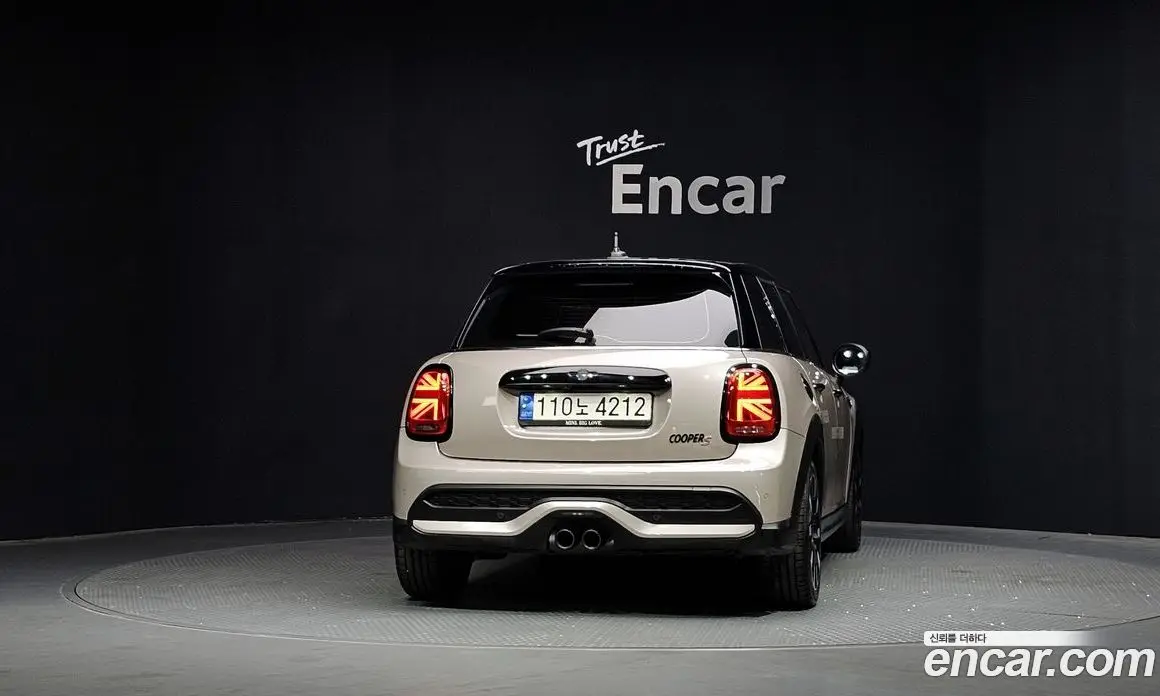 Mini Cooper 2022 2.0 автомат (гидро), фото 4