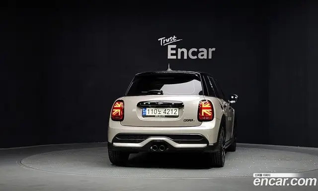 Mini Cooper 2022 2.0 автомат (гидро), миниатюра 4