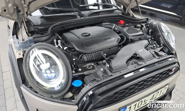 Mini Cooper 2022 2.0 автомат (гидро), миниатюра 6