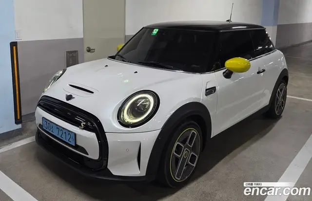 Mini Cooper, 2023, 50 000 км