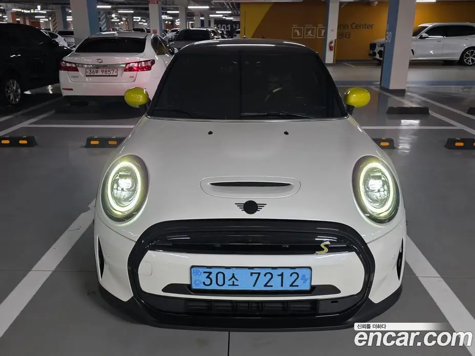 Mini Cooper 2023 автомат (гидро), фото 3