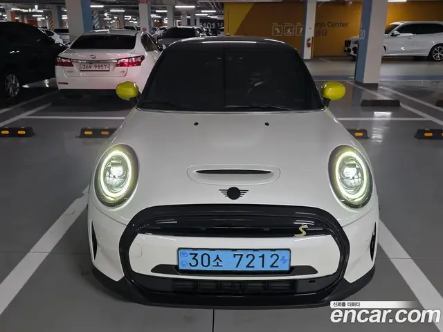 Mini Cooper 2023 автомат (гидро), миниатюра 3