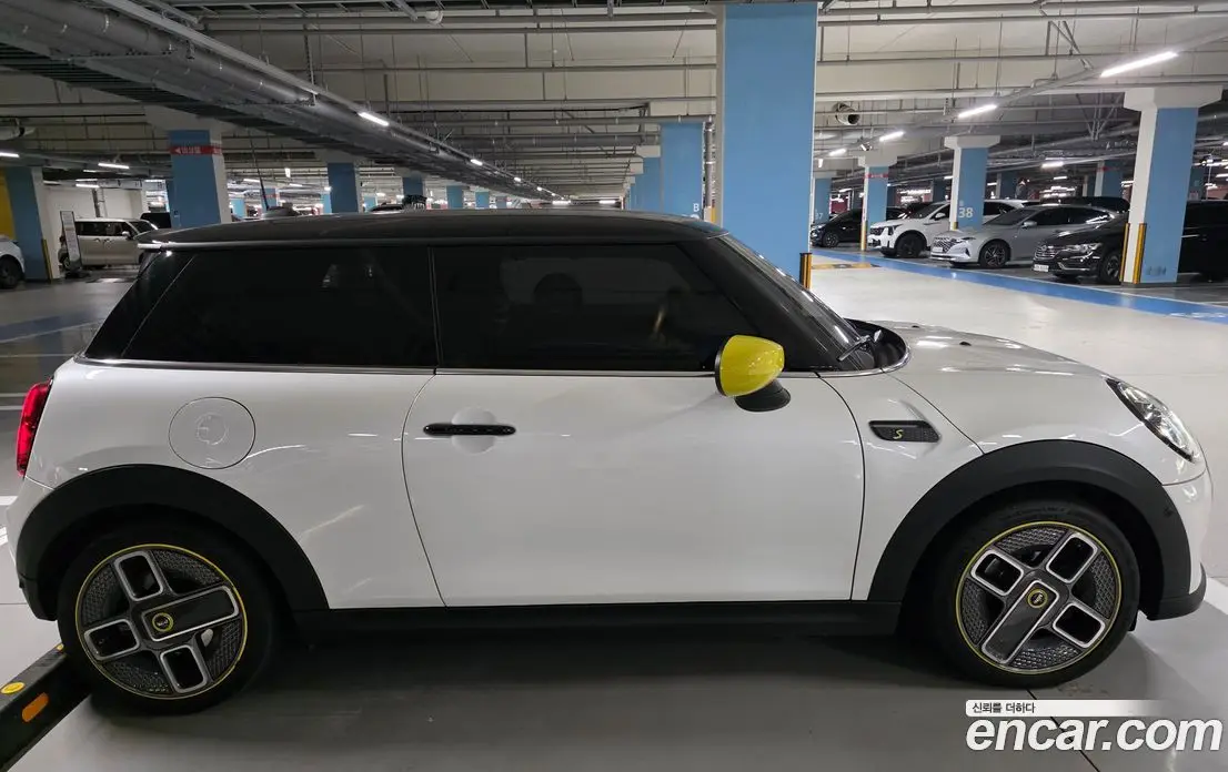 Mini Cooper 2023 автомат (гидро), фото 5