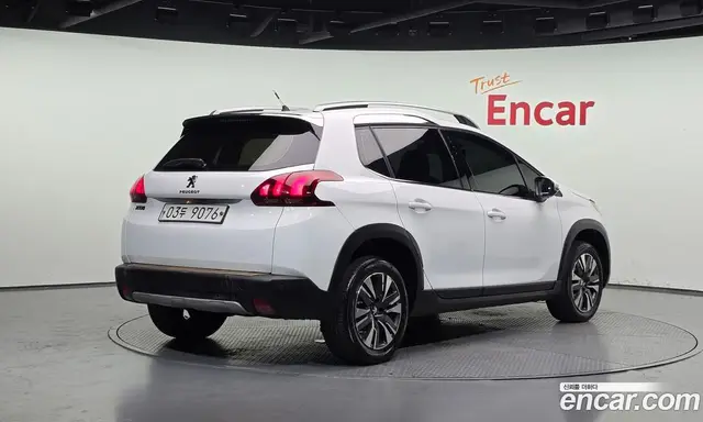 Peugeot 2008 2017 1.6 автомат (гидро), миниатюра 2
