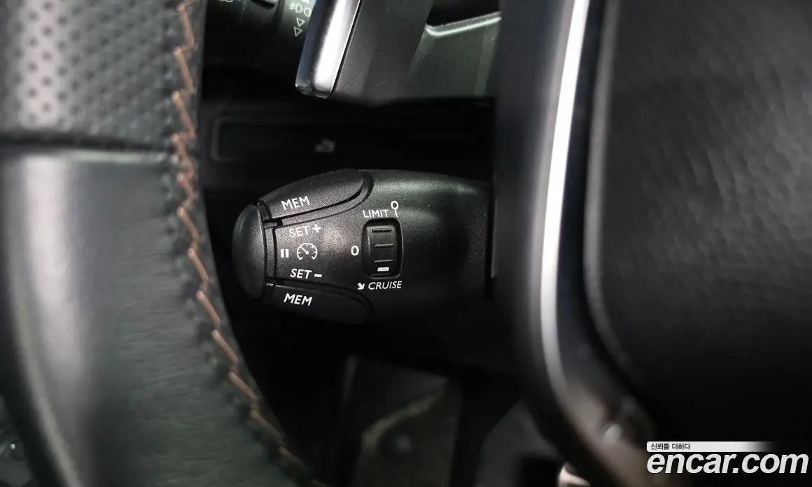 Peugeot 3008 2017 1.6 автомат (гидро), фото 19