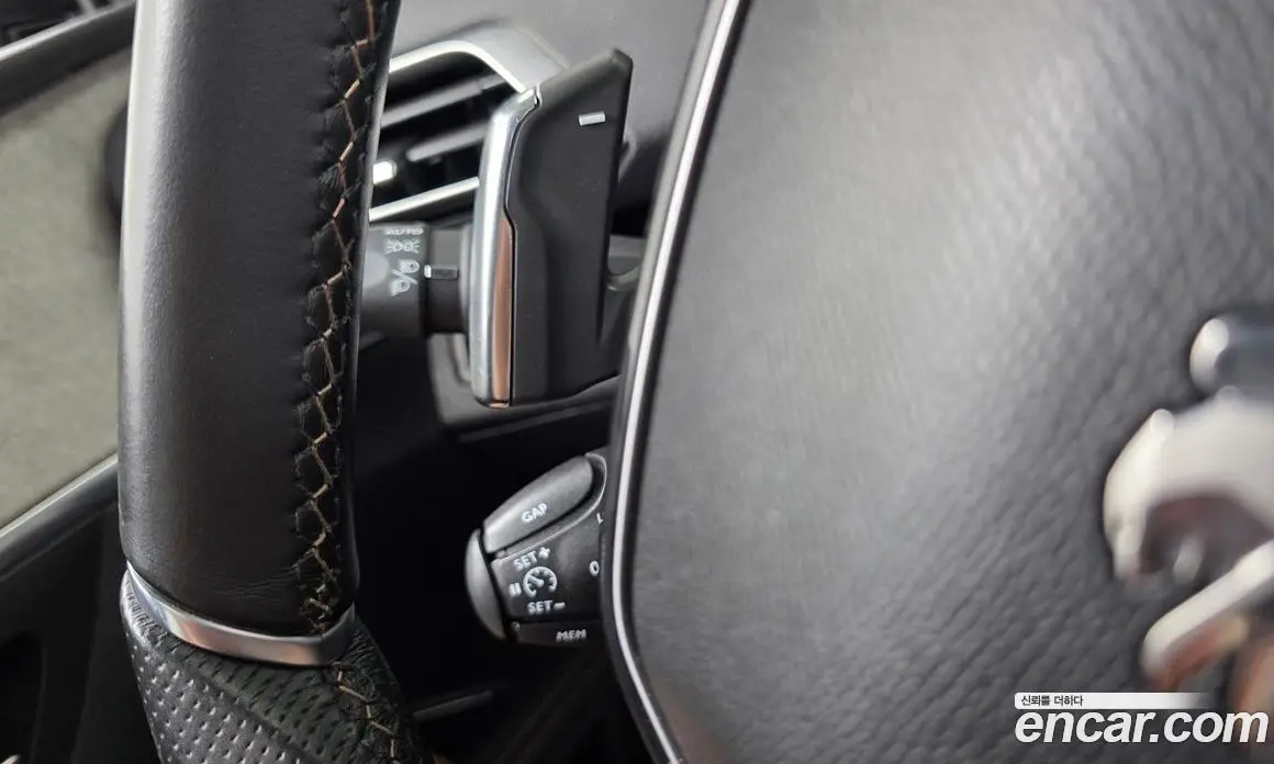 Peugeot 5008 2018 2.0 автомат (гидро), фото 27