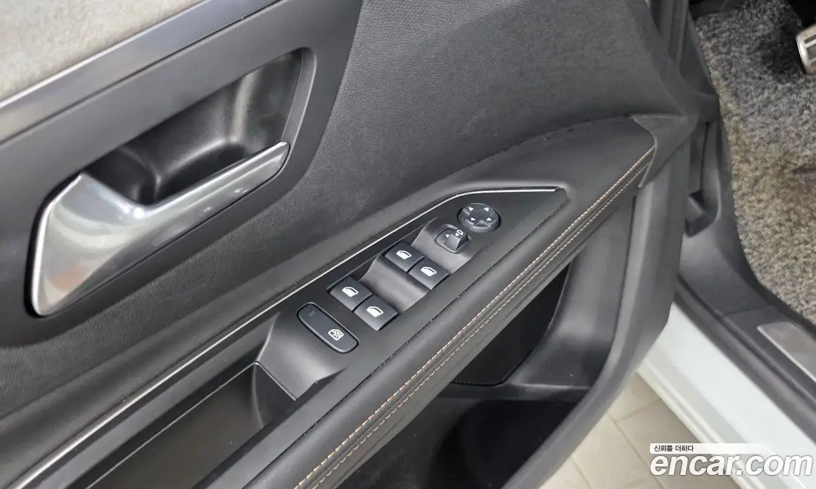 Peugeot 5008 2018 2.0 автомат (гидро), фото 30
