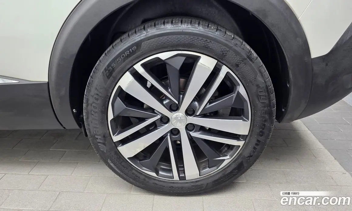 Peugeot 5008 2018 2.0 автомат (гидро), фото 7
