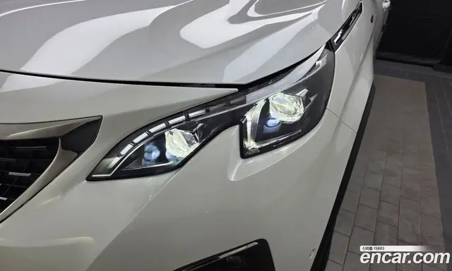 Peugeot 5008 2018 2.0 автомат (гидро), миниатюра 8