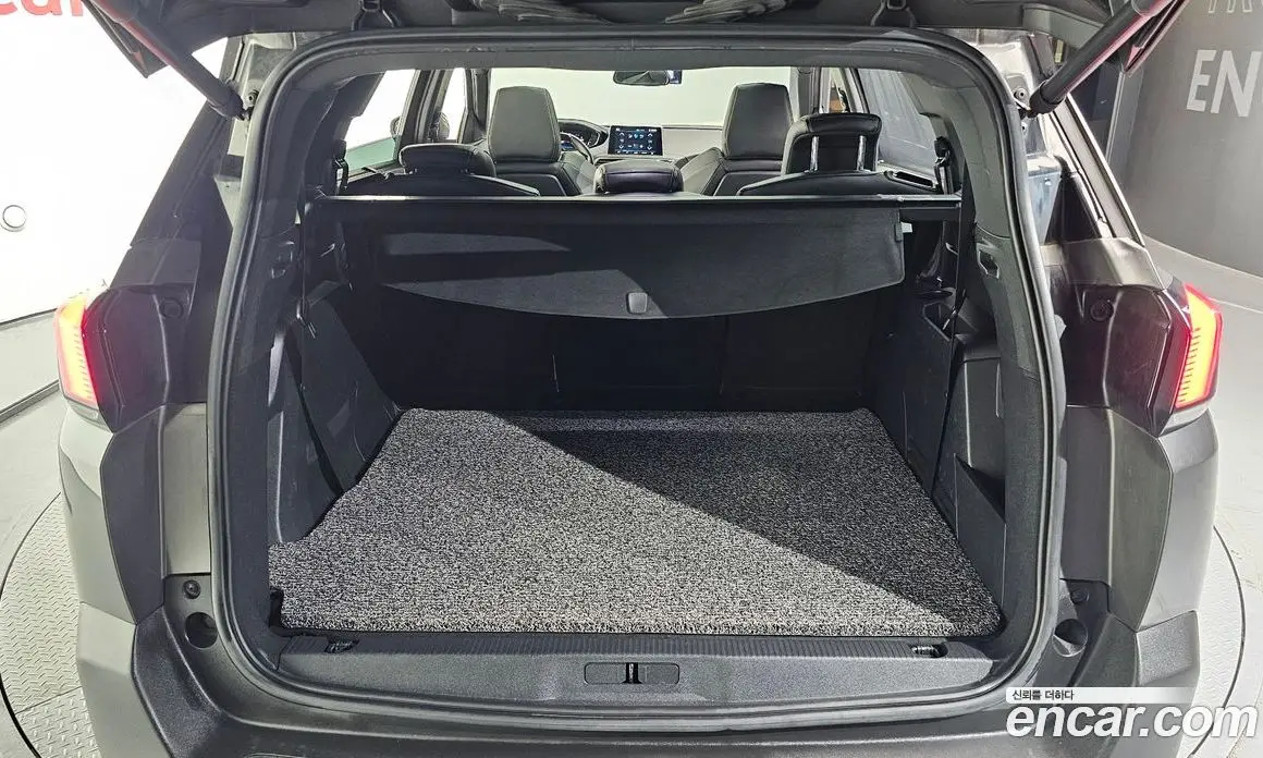 Peugeot 5008 2018 2.0 автомат (гидро), фото 20