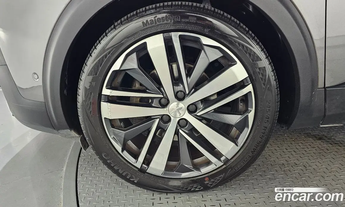 Peugeot 5008 2018 2.0 автомат (гидро), фото 5