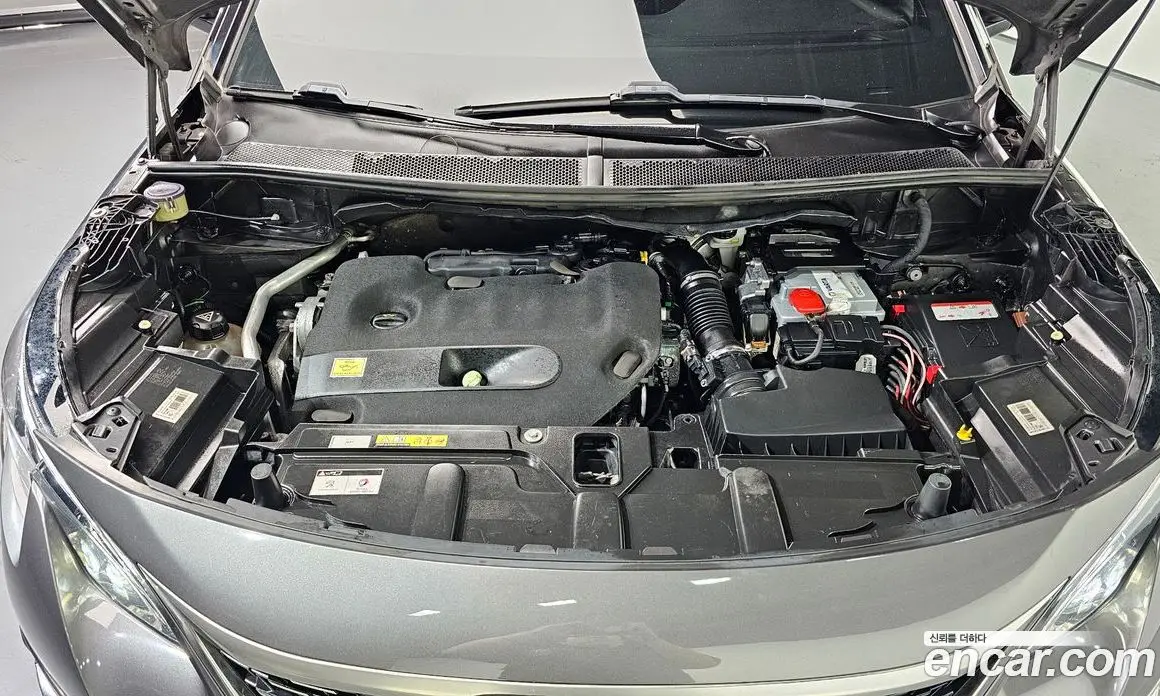 Peugeot 5008 2018 2.0 автомат (гидро), фото 6
