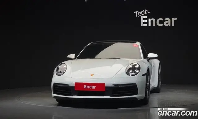 Porsche 911 2022 3.0 автомат (гидро), миниатюра 3