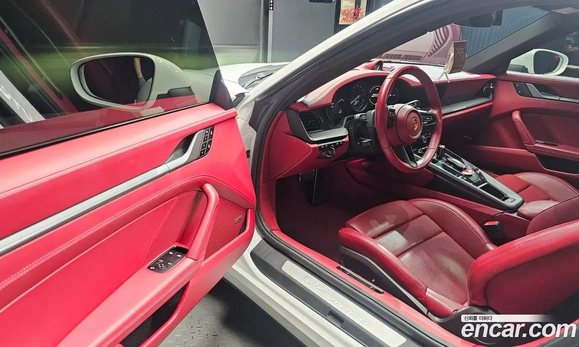 Porsche 911 2022 3.0 автомат (гидро), фото 10