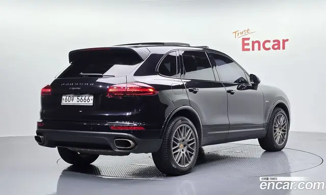 Porsche Cayenne 2017 3.0 автомат (гидро), миниатюра 2
