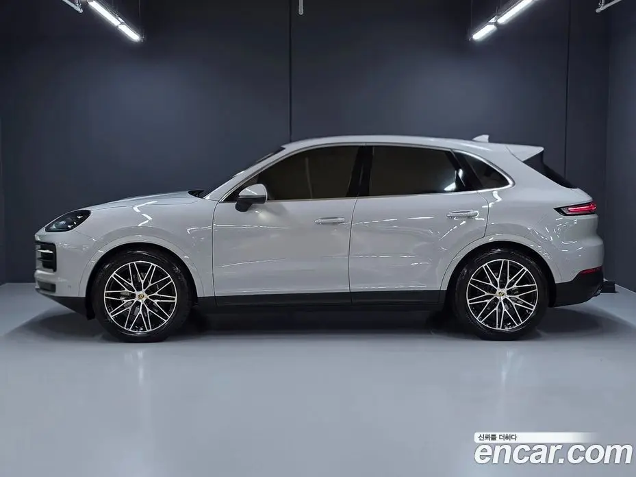Porsche Cayenne 2024 3.0 автомат (гидро), фото 11