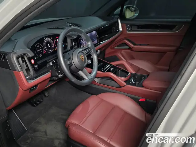 Porsche Cayenne 2024 3.0 автомат (гидро), миниатюра 7
