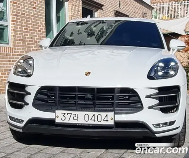 Porsche Macan, 2015, 105 800 км