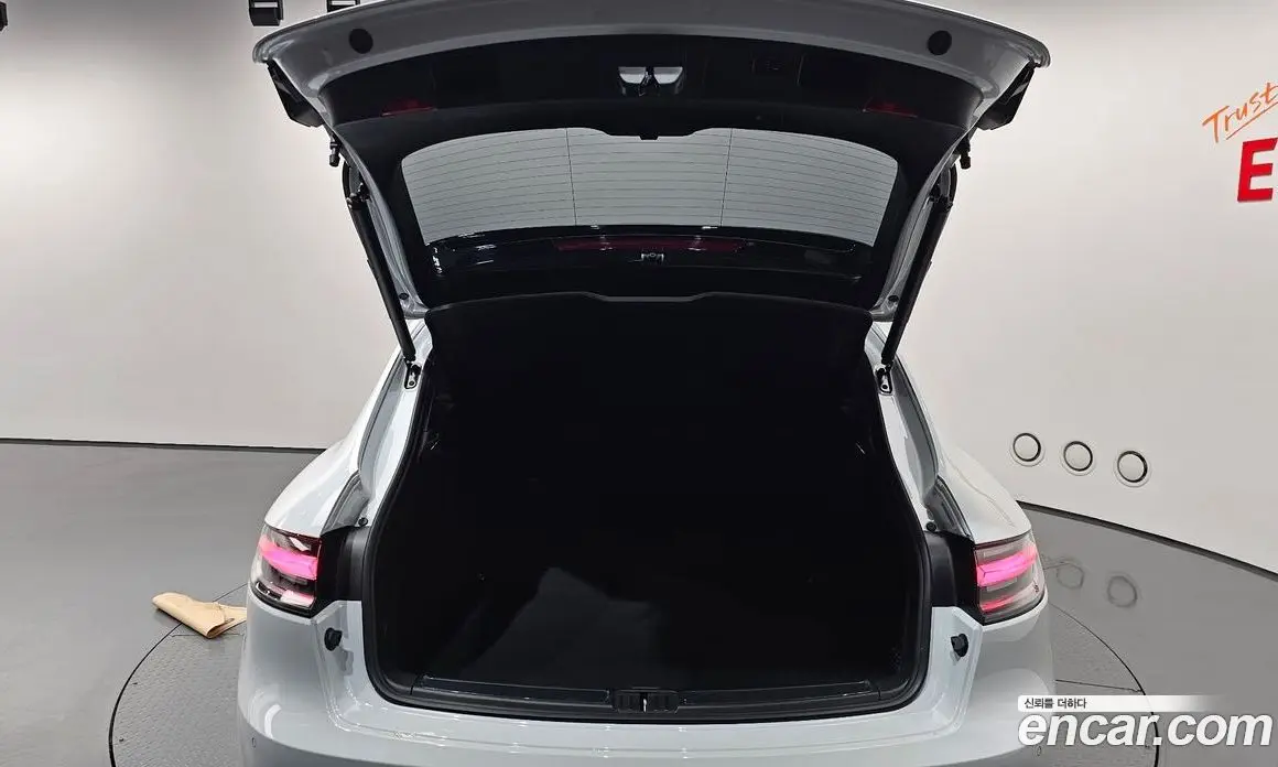 Porsche Macan 2023 2.9 автомат (гидро), фото 23