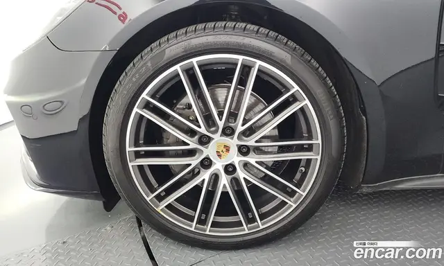 Porsche Panamera 2018 2.9 автомат (гидро), миниатюра 5