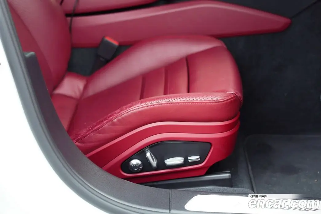Porsche Panamera 2018 2.9 автомат (гидро), фото 13