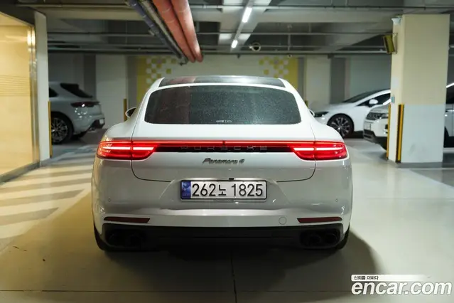 Porsche Panamera 2018 2.9 автомат (гидро), миниатюра 3
