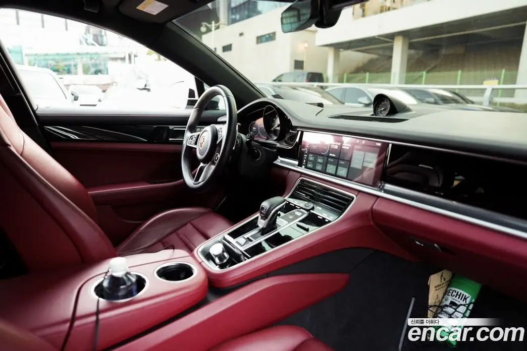 Porsche Panamera 2018 2.9 автомат (гидро), фото 7