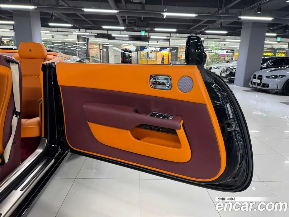 Rolls-Royce Dawn 2017 6.6 автомат (гидро), фото 7 Rolls-Royce Dawn 2017 6.6 автомат (гидро), фото 7