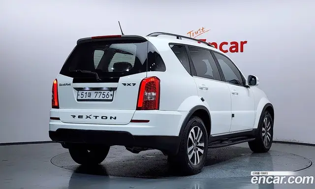 SsangYong Rexton 2013 2.0 автомат (гидро), миниатюра 2