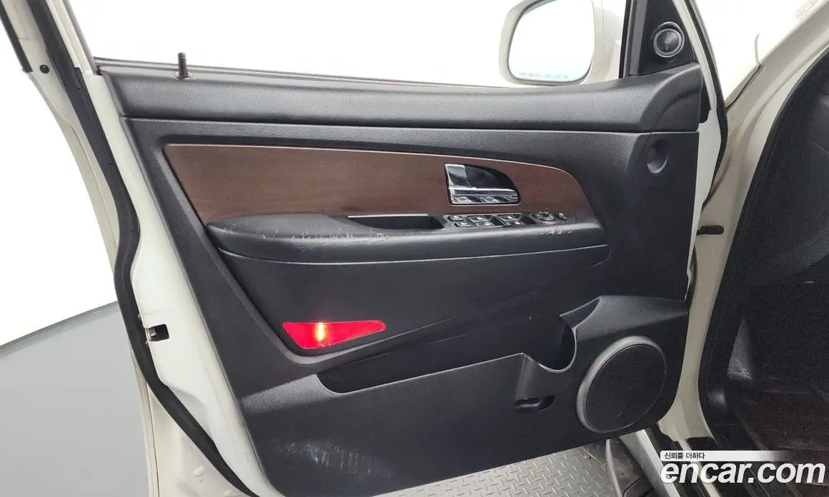 SsangYong Rexton 2013 2.0 автомат (гидро), фото 14