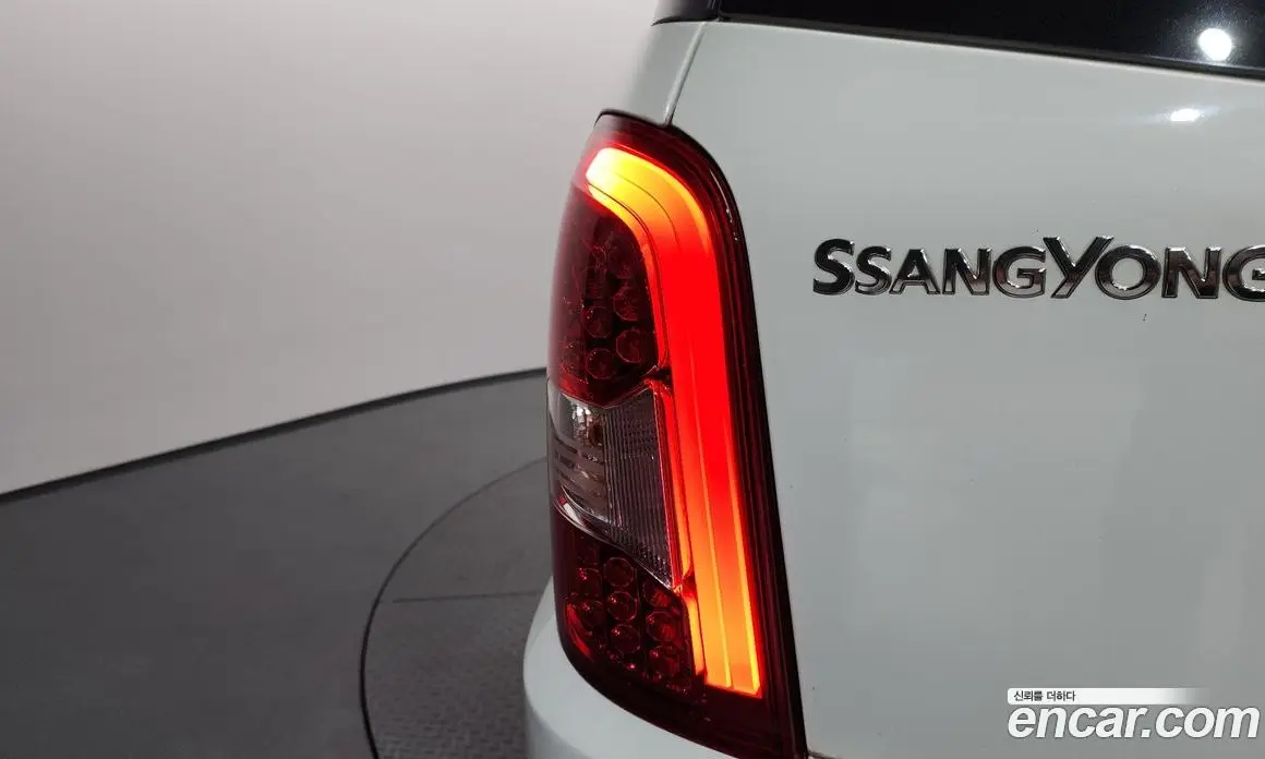 SsangYong Rexton 2013 2.0 автомат (гидро), фото 9