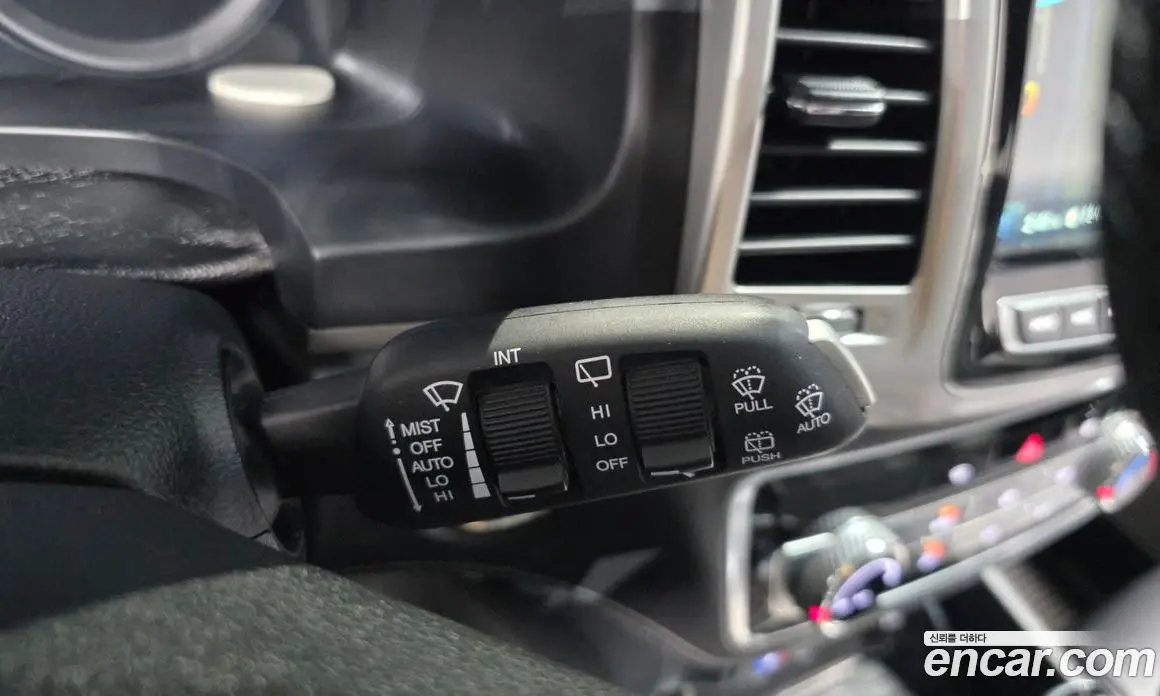 SsangYong Rexton 2017 2.2 автомат (гидро), фото 36