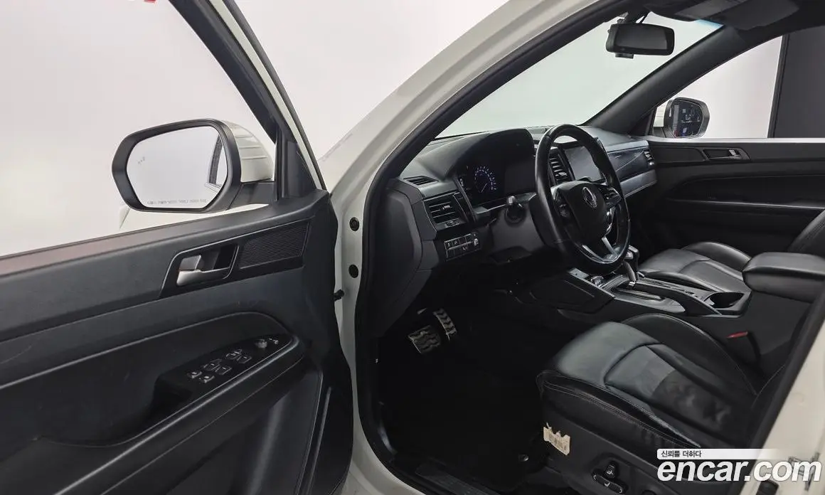 SsangYong Rexton 2019 2.2 автомат (гидро), фото 16