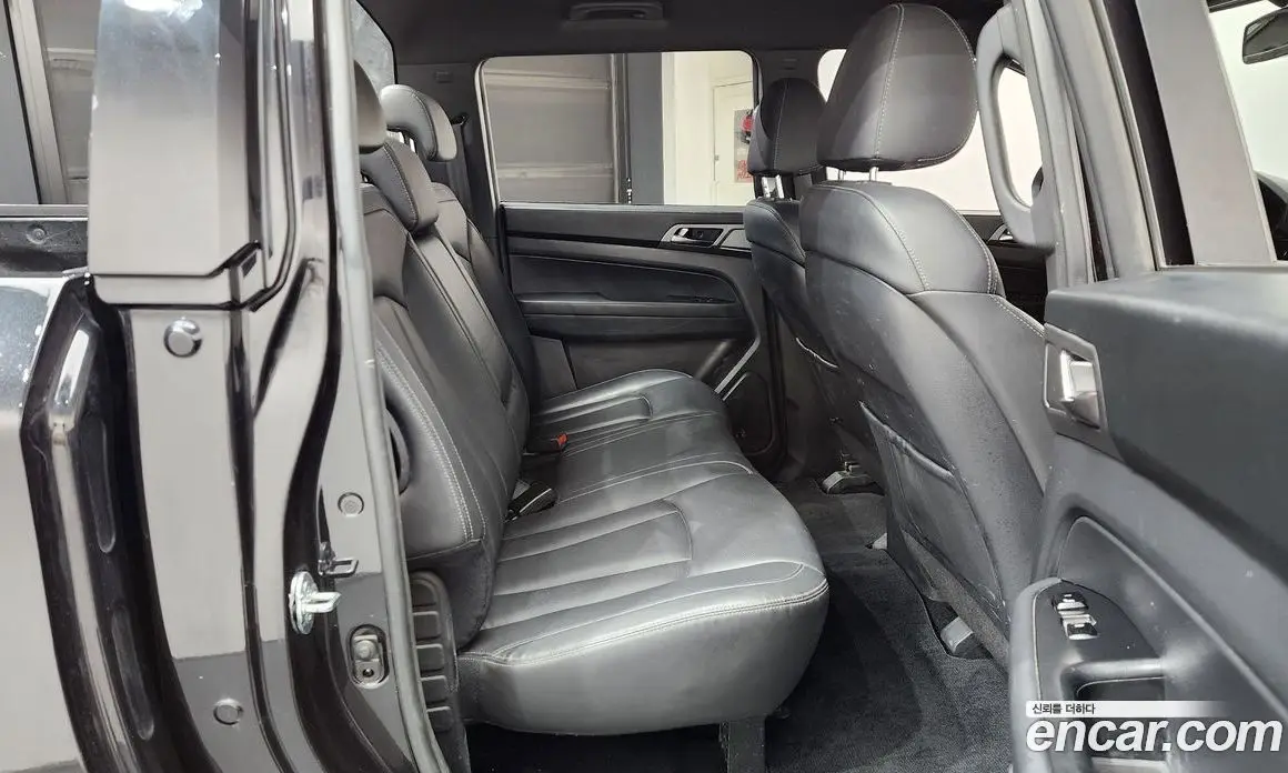 SsangYong Rexton 2023 2.2 автомат (гидро), фото 17