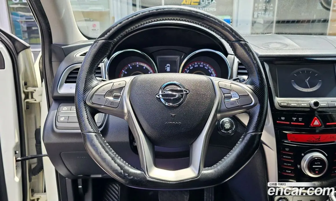 SsangYong TIBOLI 2015 1.6 автомат (гидро), фото 12